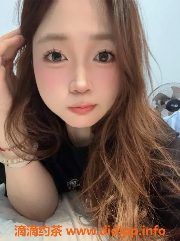 杭州楼凤-拱墅可爱女孩若兮，172身高98斤，热情服务