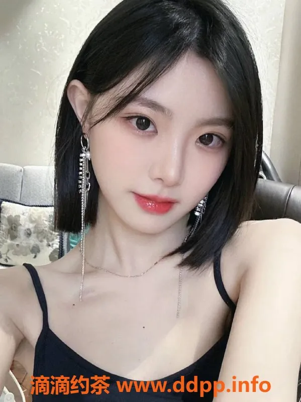 杭州楼凤-22岁苏菲，杭州美丽女王，168cm天然D胸，服务超甜！