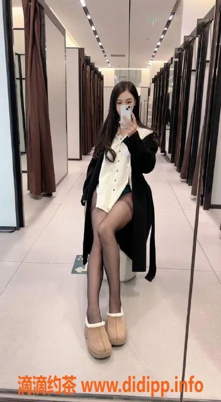 杭州楼凤资源信息,拱墅小美，25岁170cm，纯天然C➕，全套服务等你来体验！