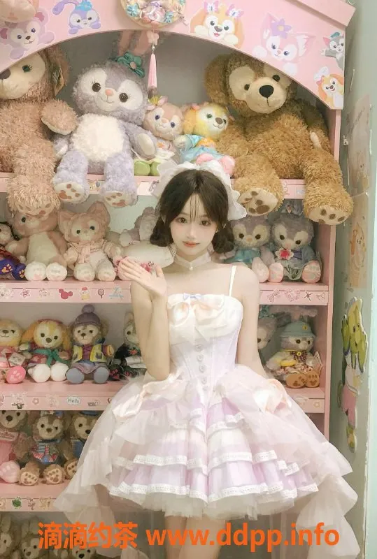 杭州楼凤-拱墅区糖糖，160cm身材苗条，初下水体验