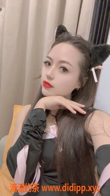 长沙楼凤-岳麓区小情绪，155cm/80斤，19岁，600p起