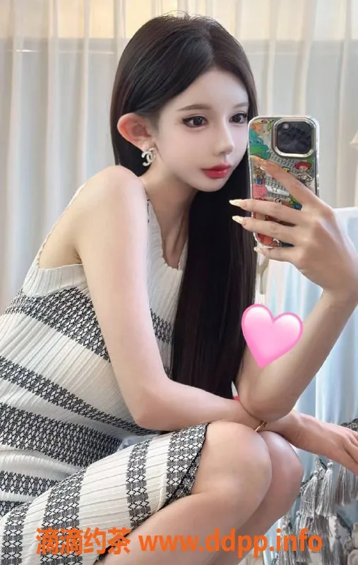 深圳楼凤-福田馨予，2000p体验制服陪浴服务