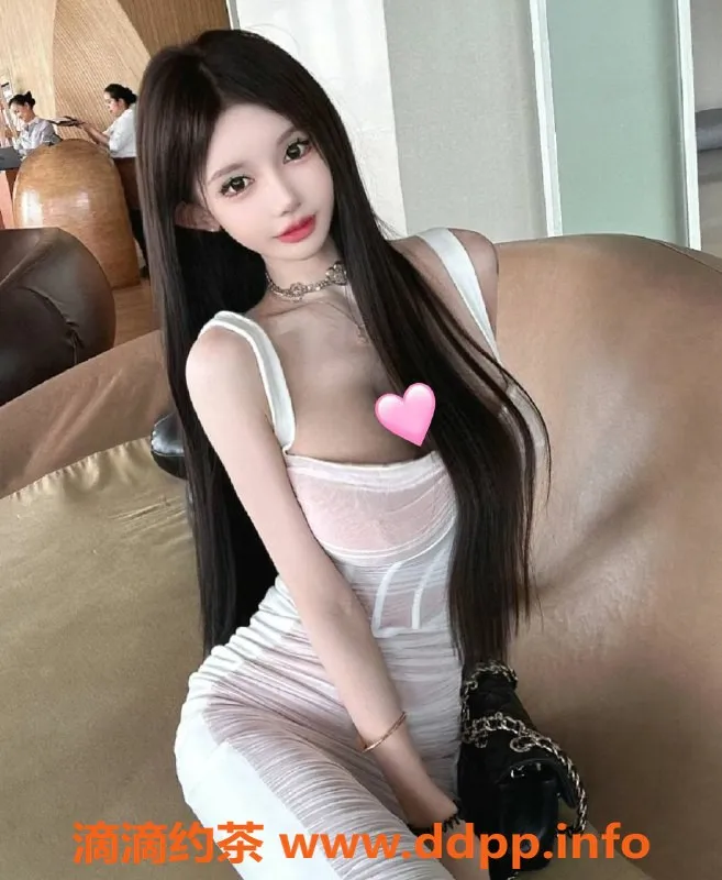 深圳楼凤-福田馨予，2000p体验制服陪浴服务