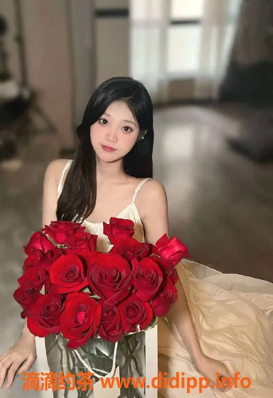 深圳楼凤-南山北舞，170身高95体重天然C，天鹅绒般体验！