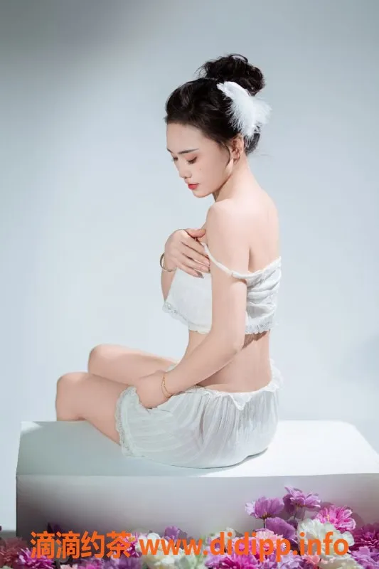 杭州楼凤-萧山佩佩，亲民服务让你轻松满足