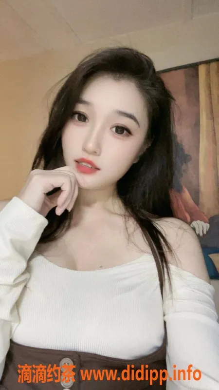 广州楼凤-天河御姐夏雨荷，1600元/2小时，真实视频验证