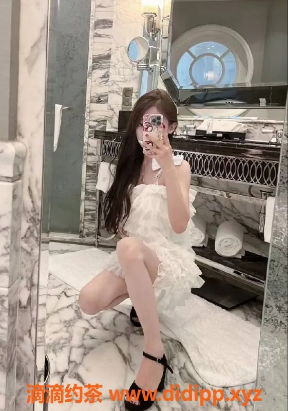 上海楼凤-徐汇小幂幂限时福利，原价1300只需1100