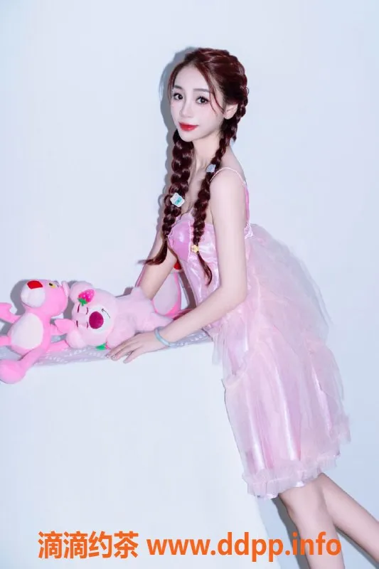 深圳楼凤资源信息,深圳龙华艾米，21岁高清服务体验