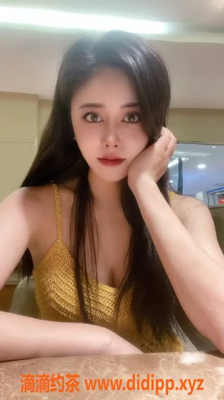 杭州楼凤-西湖区小维同学 160cm 45kg C杯偶尔兼职