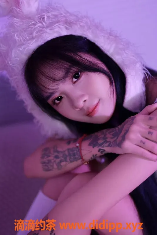 深圳楼凤-宝安苏苏，制服六九服务，1388起