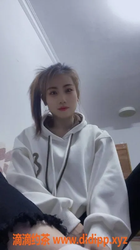 广州楼凤资源信息,天河晓萌萌，课费400元快餐，500元P服务