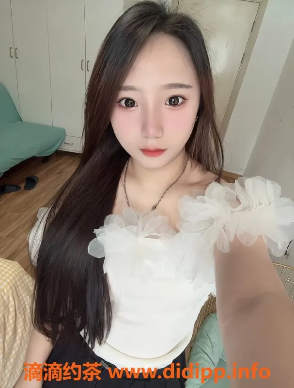 上海楼凤-浦东可爱嫩妹图图，164cm 43kg，800p起