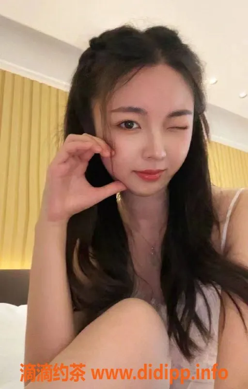 深圳楼凤-宝安萱萱，900起超值服务，等你来体验！