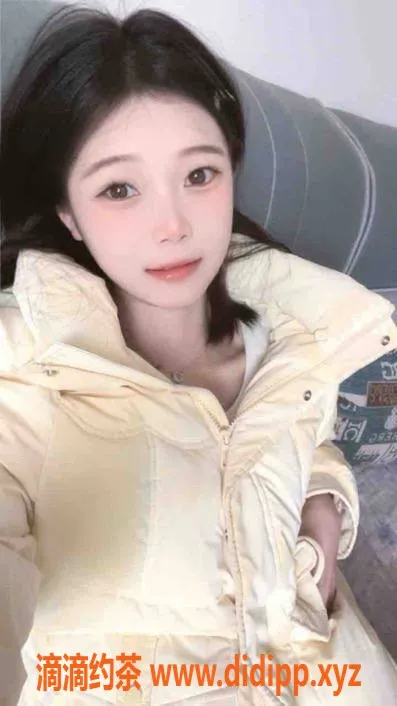 成都楼凤资源信息,成都嫩妹琪琪，165cm 95斤 18岁，仅需600元体验