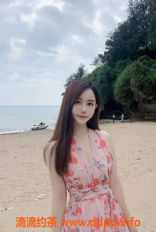 杭州楼凤-拱墅区李雪琪：23岁甜美系小才女，身高167cm，45kg