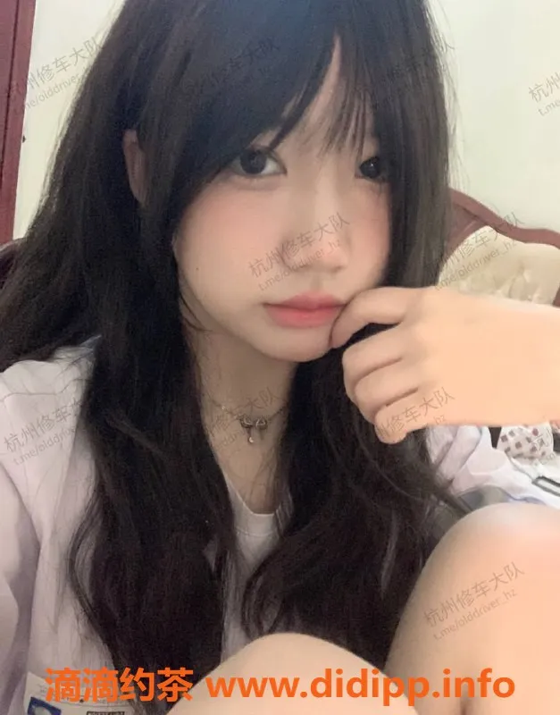 杭州楼凤资源信息,西湖糖糖萌妹刚下海，超可爱！