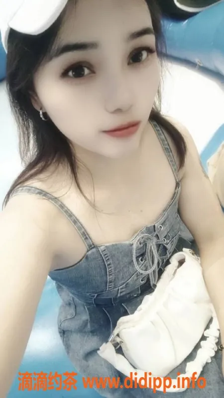 杭州楼凤资源信息,西湖区菲菲26岁160cm双飞优惠体验