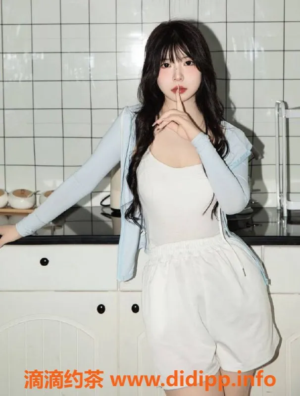 上海楼凤-静安田甜老师福利价仅800P，快来约！