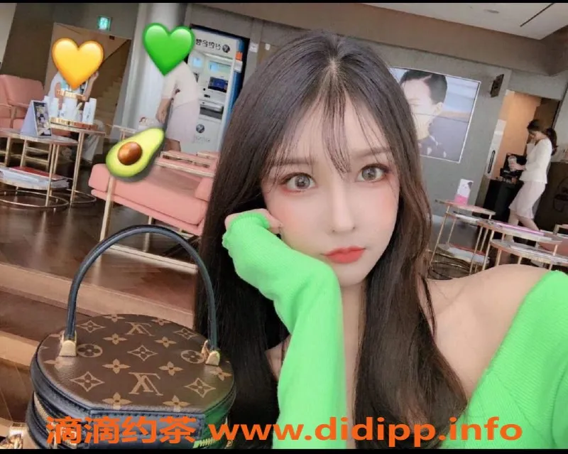 杭州楼凤资源信息,杭州夏天，162cm温柔体贴小巧玲珑