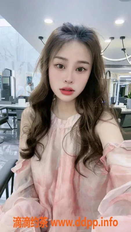 广州楼凤-天河嫩妹伊娃，700元带你体验不一样的服务