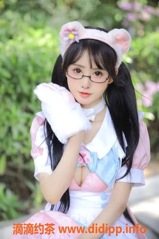 深圳楼凤资源信息,南山 吸儿 160cm 36C 身材火辣，仅需1600/90分钟