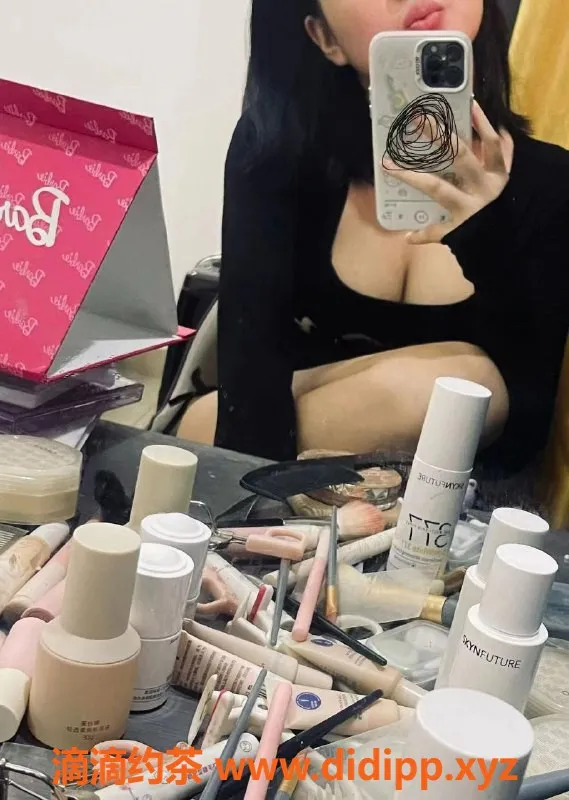 深圳楼凤-宝安静宝，800元伴浴按摩全包