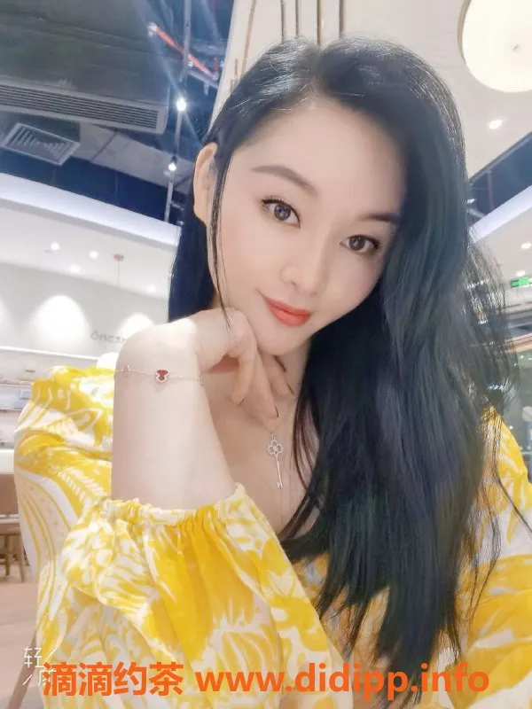 深圳楼凤-深圳宝安Hannah，165cm 55kg，800元起服务