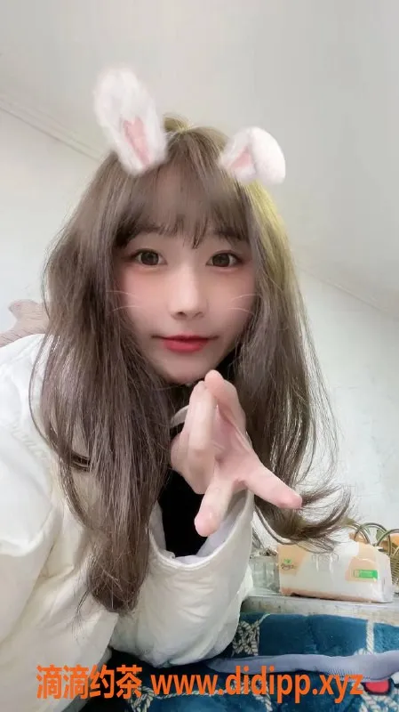 深圳楼凤-深圳宝安玉米妹妹 22岁162cm 90斤 B罩杯