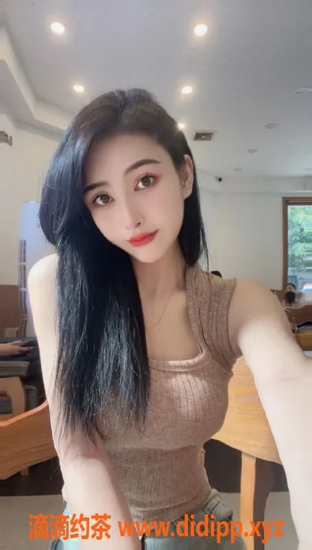 广州楼凤-黄埔小迪热线，课费600元，热情服务等你来享