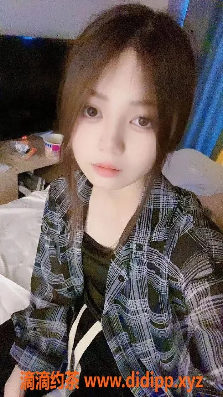 杭州上门服务-上城区小艾，170cm可爱学生妹，温柔体贴