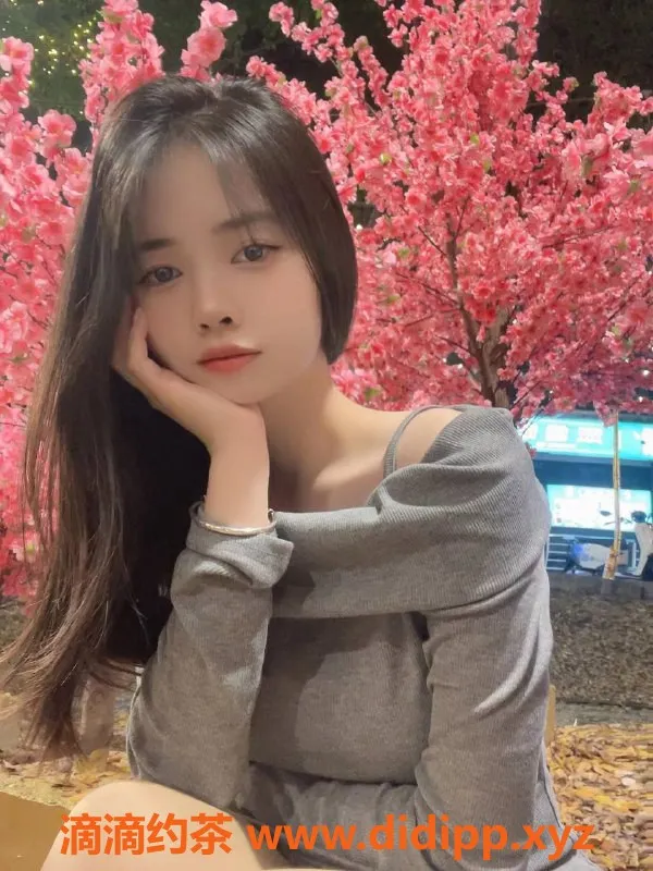 上海楼凤-浦东珍珠，嫩妹肤白，900P起