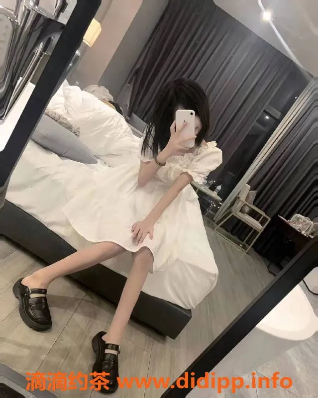 杭州楼凤资源信息,拱墅区冯宝宝，162cm，85斤，陪浴服务