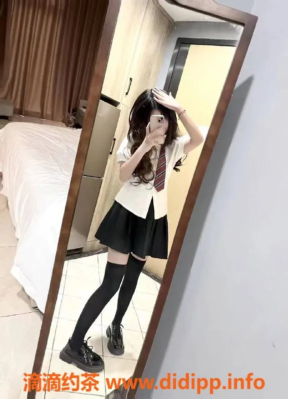 杭州楼凤-拱墅区冯宝宝，162cm，85斤，陪浴服务