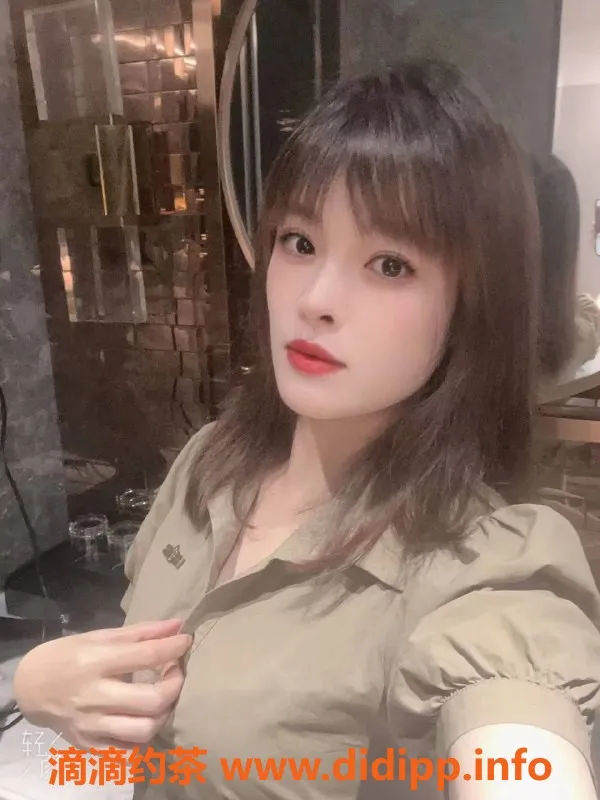 杭州上门服务资源信息,西湖区小海绵26岁160cm，价位千元以下享双飞服务