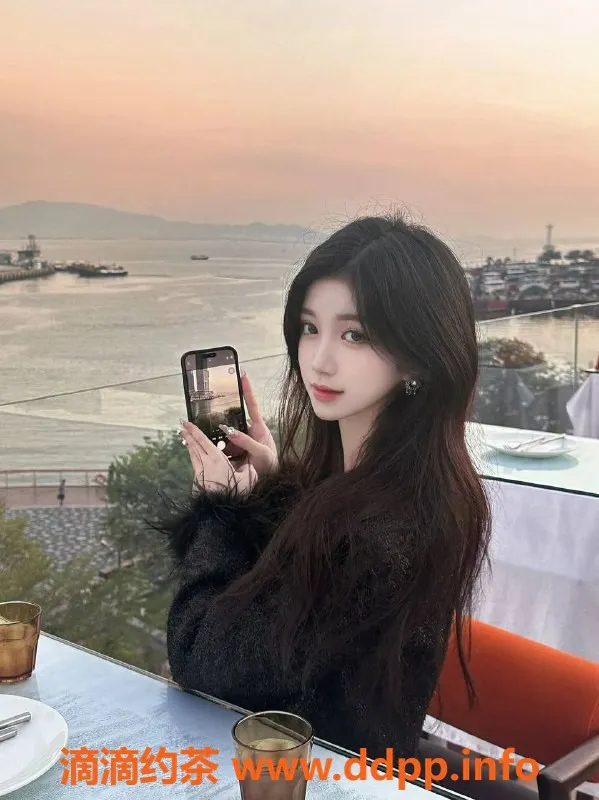 杭州楼凤-上城高颜值嫩妹小财迷涵涵，25p起