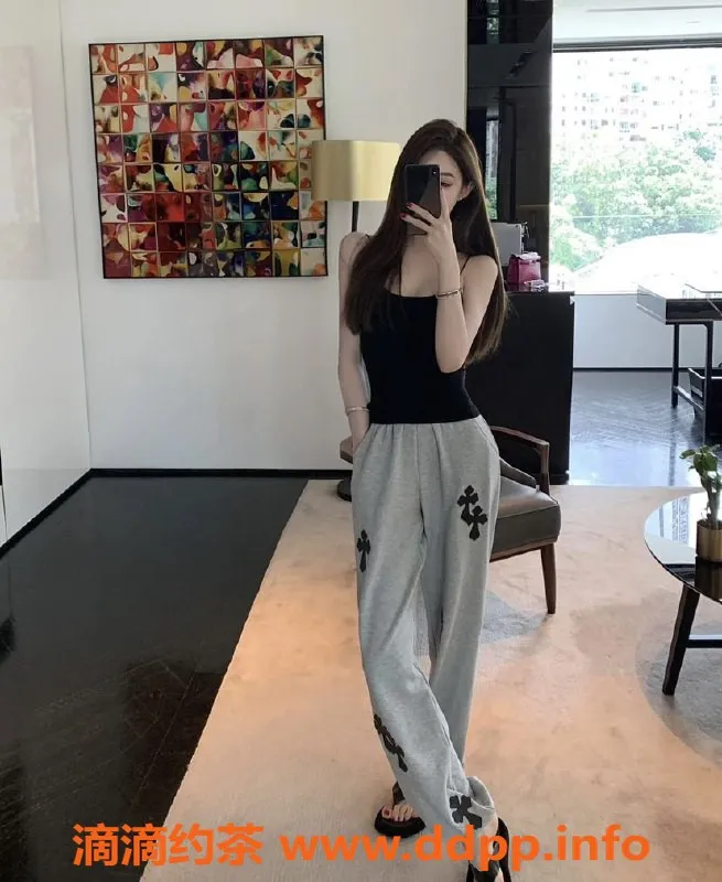 杭州楼凤-滨江区美少女涵涵，172大长腿D罩杯，温柔体贴服务