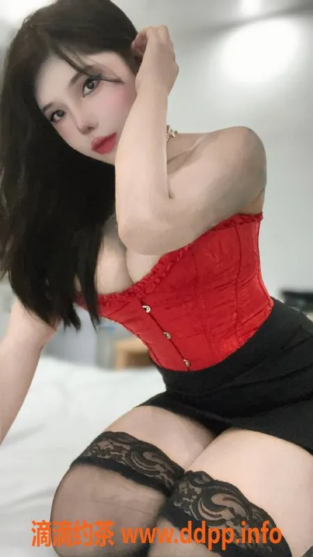 昆明楼凤-官渡区幼宁小姐，价位6P/10PP，服务多样！