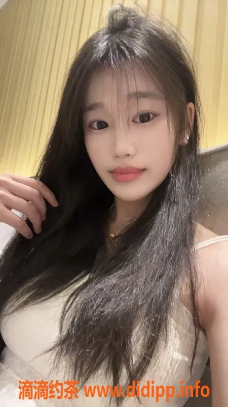 深圳楼凤-深圳曼塔，170长腿，900元起，舌吻服务