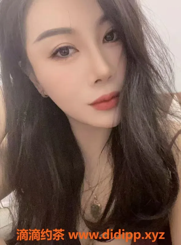 昆明楼凤-官渡区琳子，飘逸身材，4P/7PP服务等你体验