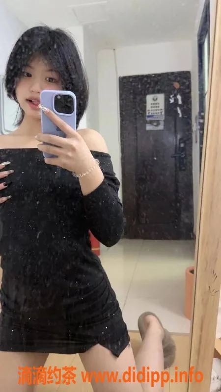 广州楼凤-天河嫩妹财财，600元1次，火热预约中！