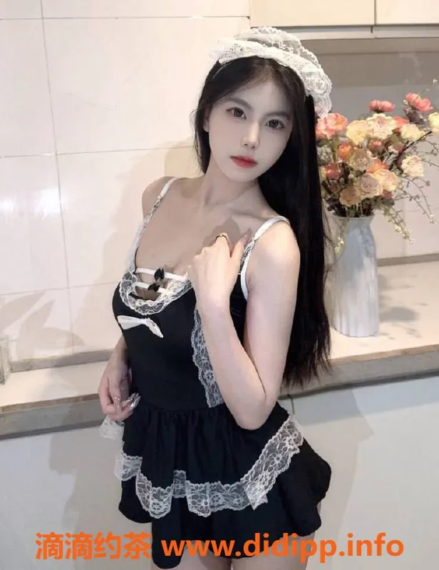 上海楼凤-徐汇福利老师，两小时仅1100P，先到先得！