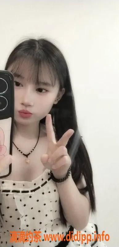 深圳楼凤-深圳福田可心，160cm 44kg，20岁尤物