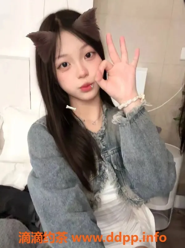 深圳楼凤-深圳龙华小琪，18岁165b，900元起服务