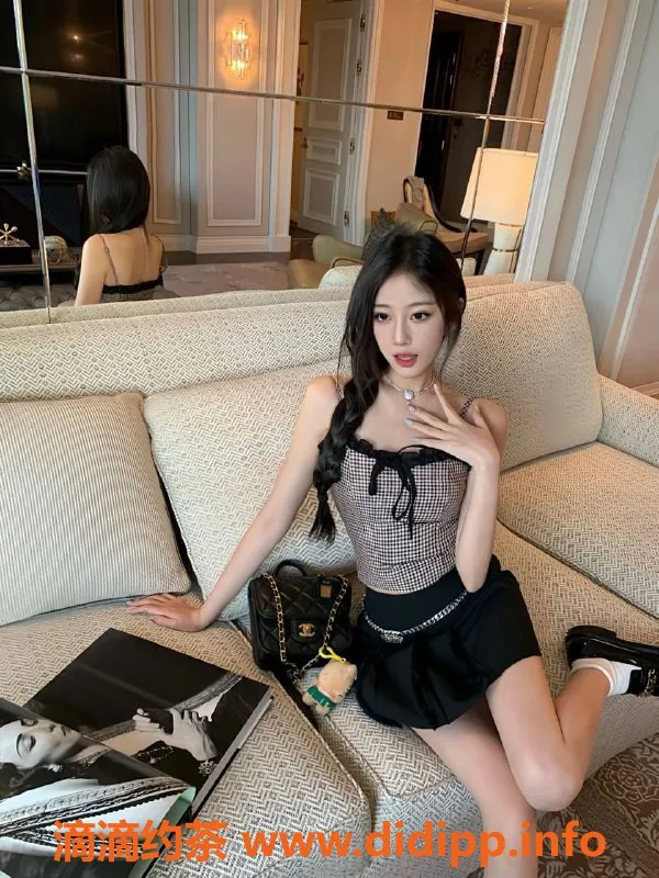 杭州楼凤-拱墅区绘梨衣嫩妹，165cm四十四斤，包夜6500