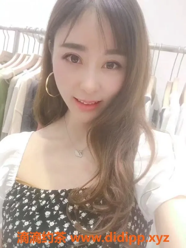 西安楼凤-西安雁塔区囡囡 400元自提服务 专属4P体验