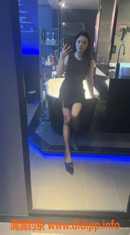 杭州上门服务-余杭区娜娜老师，165高，92重，千元以下上门服务