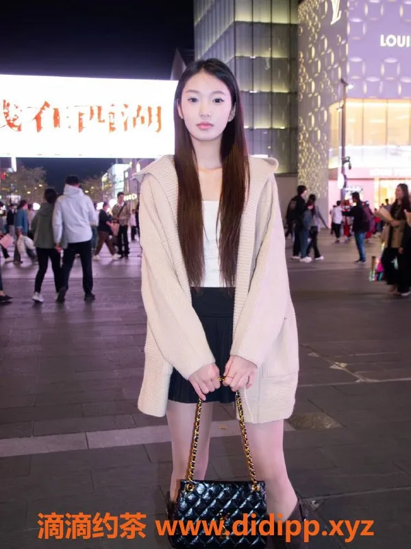 杭州楼凤资源信息,杭州希雨野猫，新人嫩妹，课费1000-1800不等