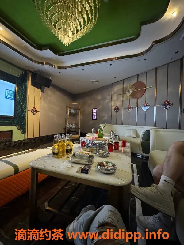 南宁楼凤-青秀区惠航国际KTV高端服务，价格1000起