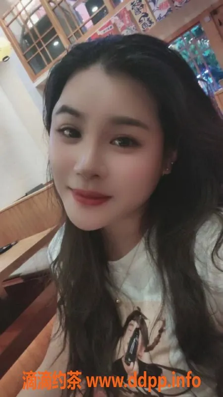 广州楼凤-天河御姐婉儿，爆乳服务仅需700元