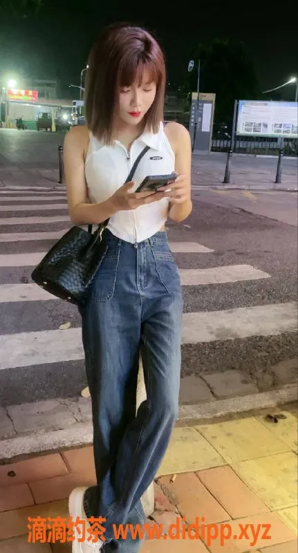 南宁楼凤-青秀区nini酱已验证，恋爱值500